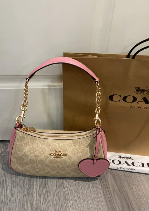 Picture of Coach Handbags _SKUfw241229122fw